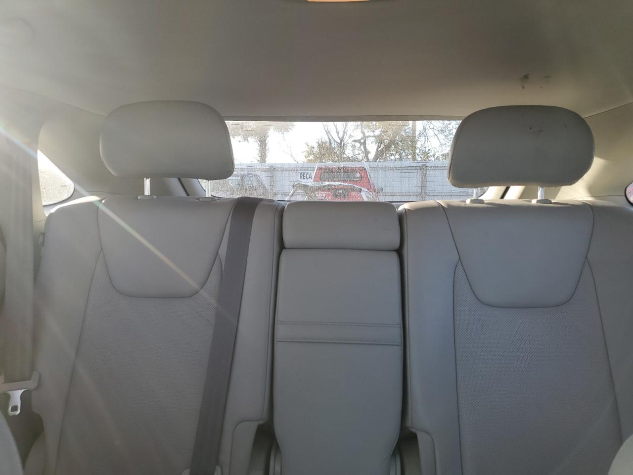 2011 Lexus RX - Image 10