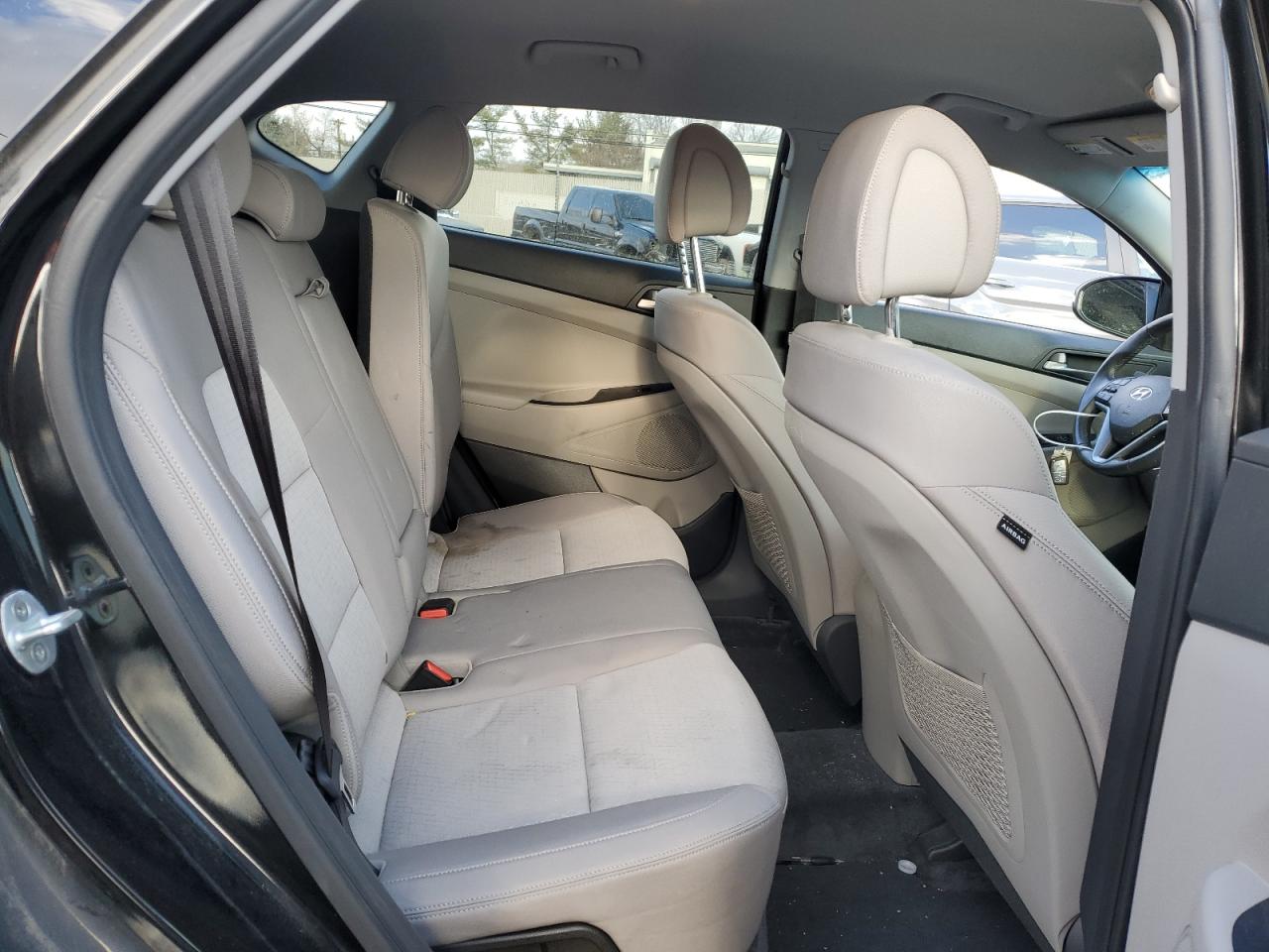 2016 Hyundai Tucson - Image 11