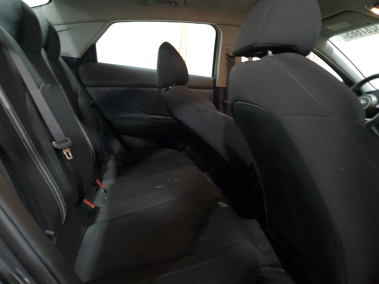 2023 Hyundai Elantra - Image 10
