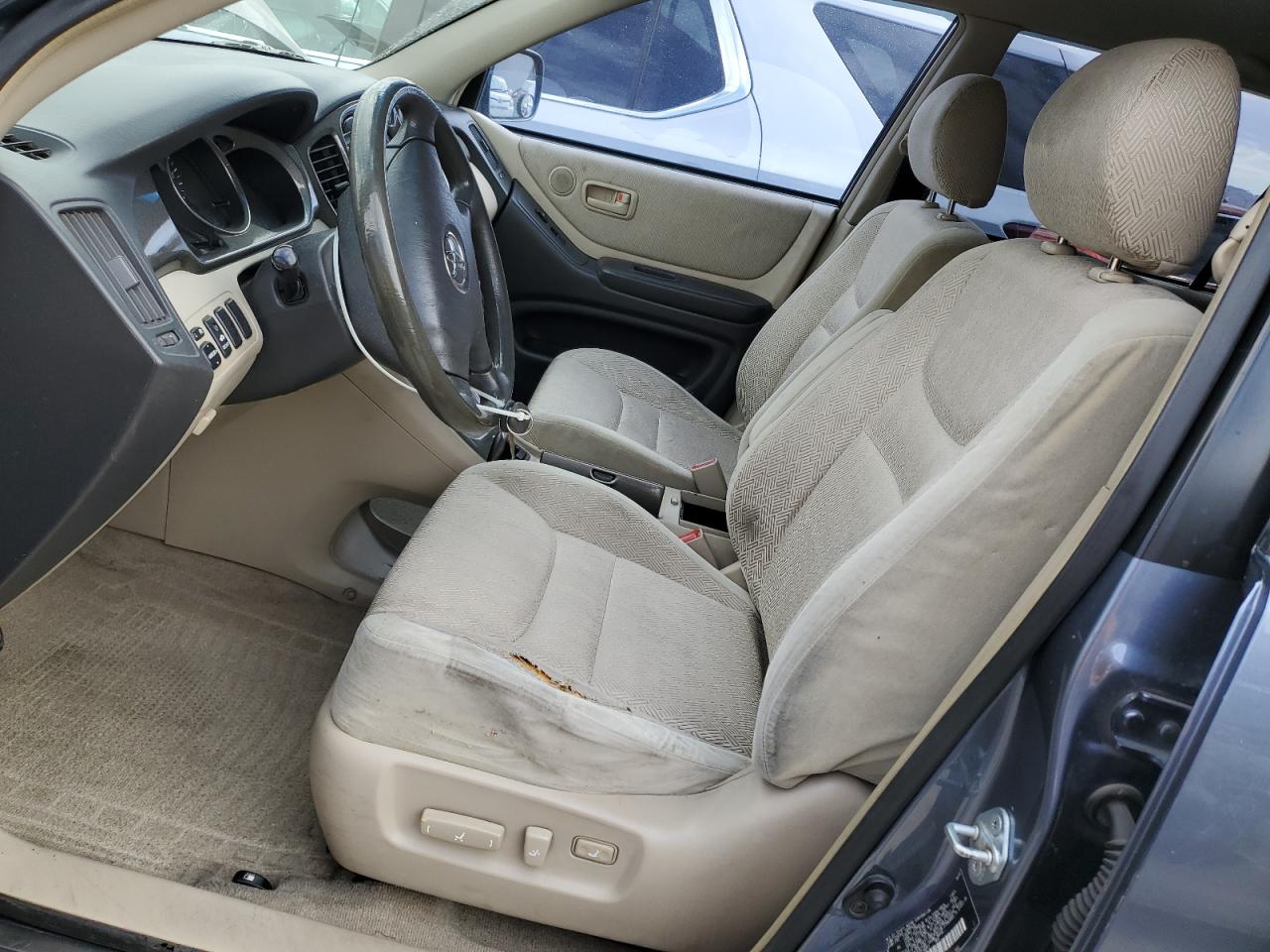2003 Toyota Highlander - Image 7