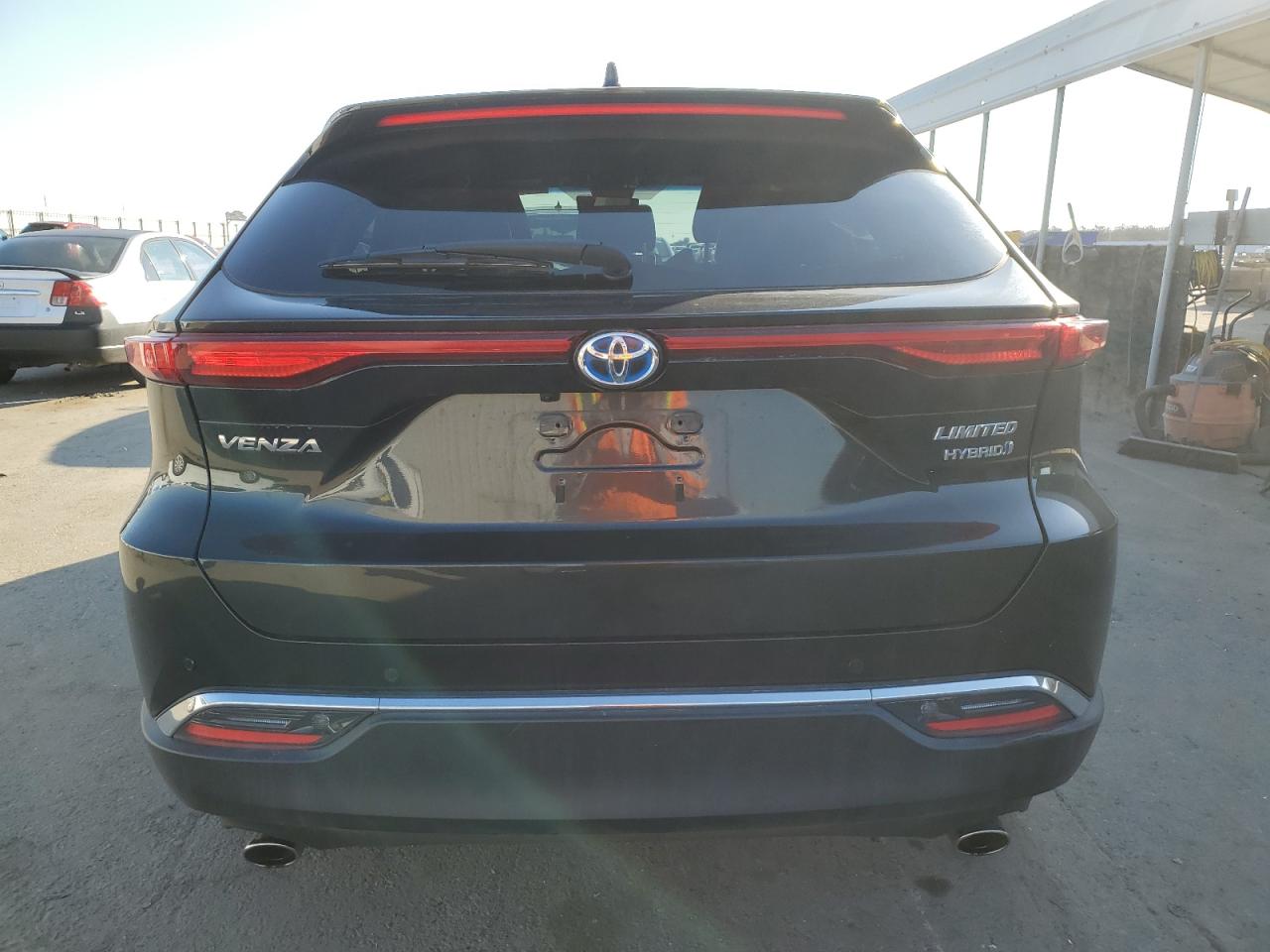 2021 Toyota Venza - Image 6