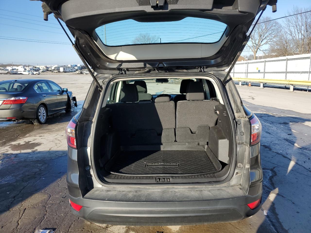 2017 Ford Escape - Image 6