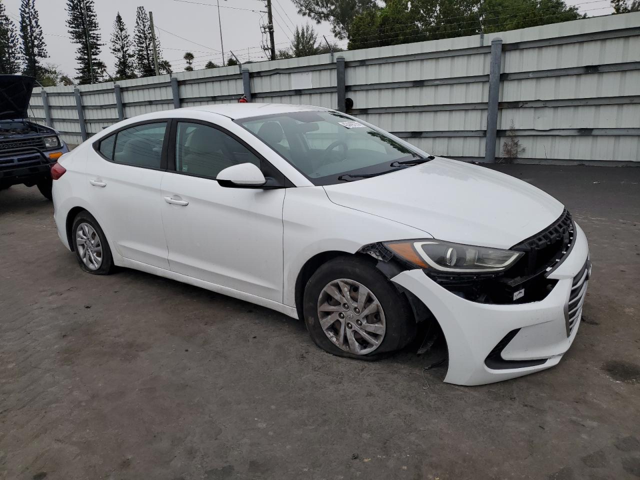 2018 Hyundai Elantra - Image 4