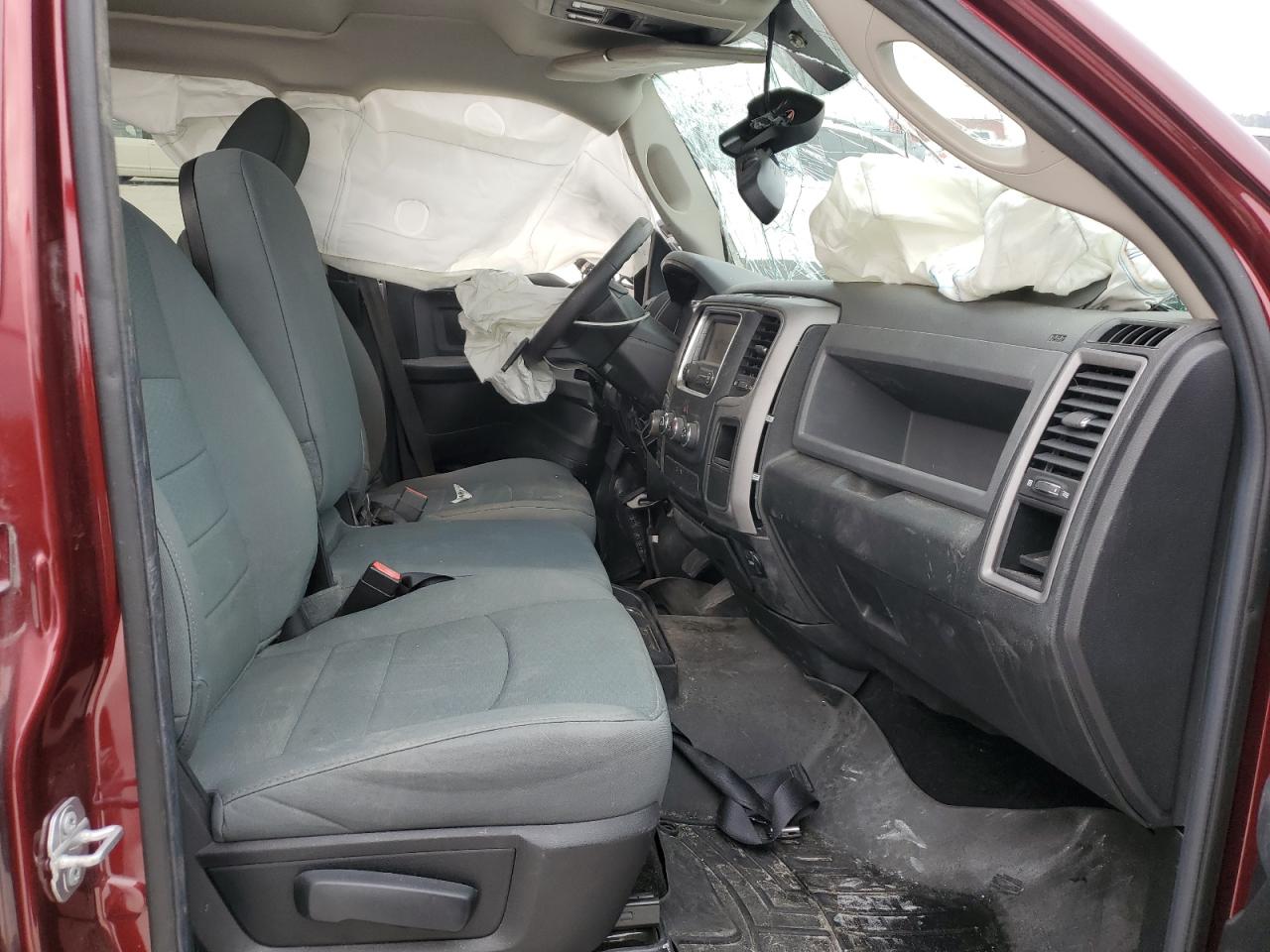 2016 Ram 1500 St VIN: 3C6RR7KT1GG301497 Lot: 87798975