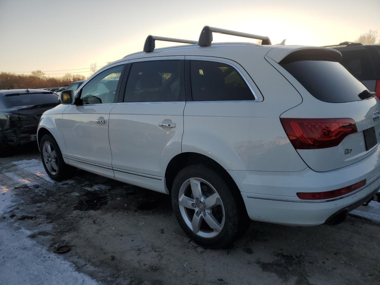 VIN WA1LGAFE8FD026052 2015 AUDI Q7 no.2