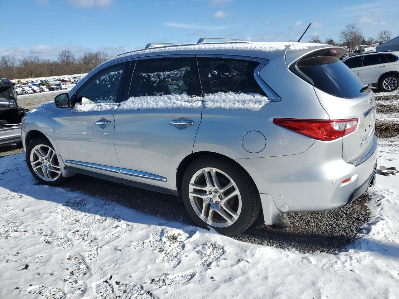 VIN 5N1AL0MM2DC347158 2013 INFINITI JX35 no.2