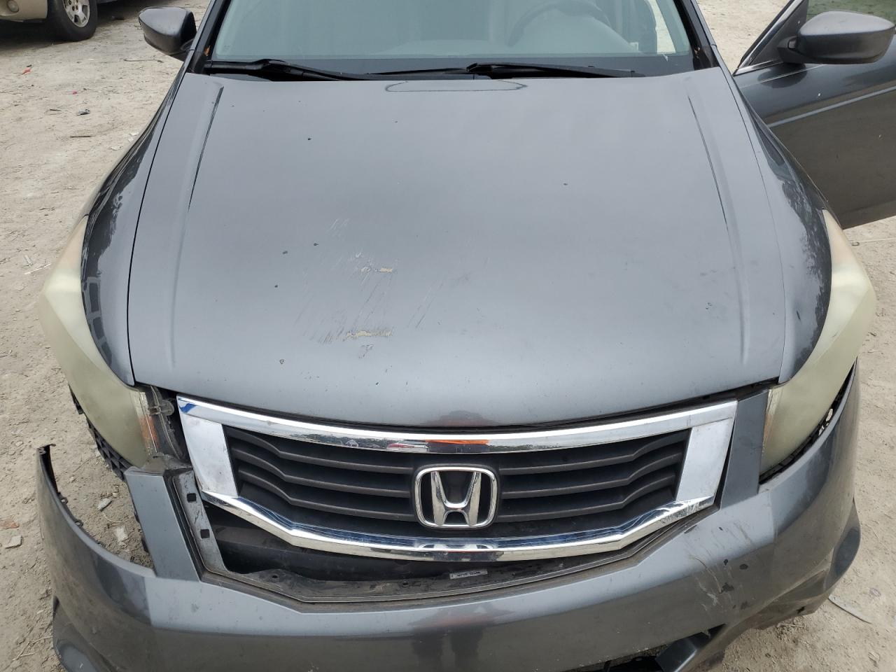2010 Honda Accord - Image 11