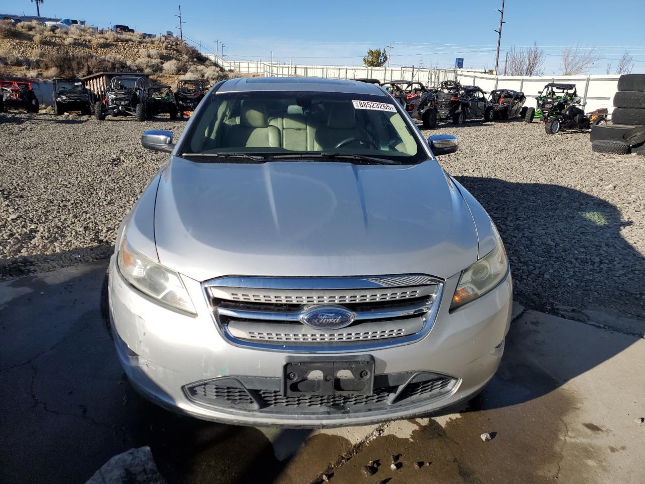 2010 Ford Taurus - Image 5