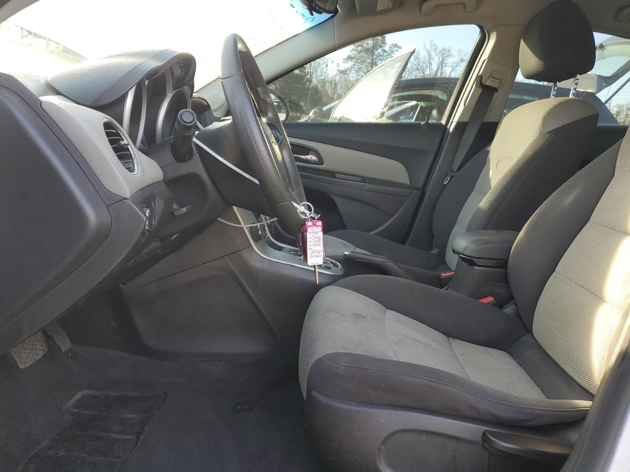2014 Chevrolet Cruze - Image 7