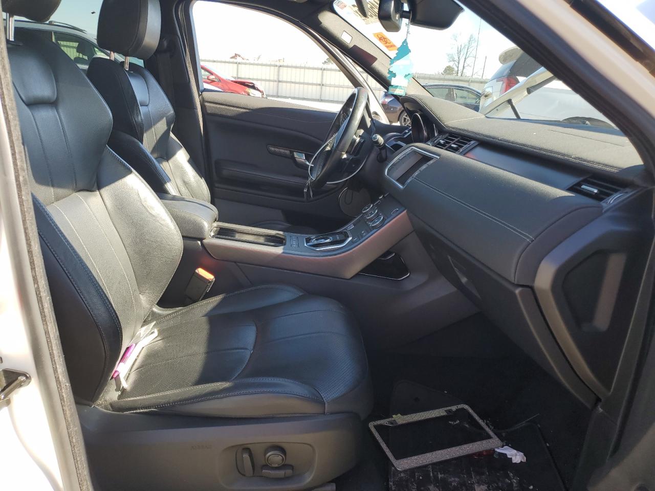 2018 Land Rover Range Rover - Image 7