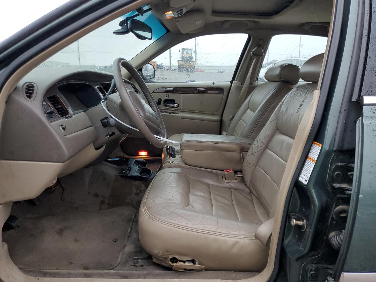 1999 Lincoln Town Car - Image 7