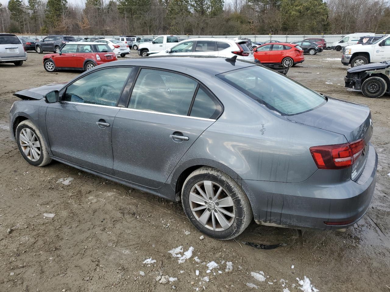 2016 Volkswagen Jetta - Image 2