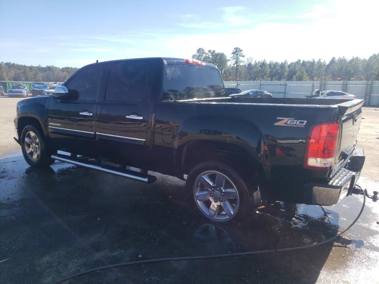 2012 GMC Sierra - Image 2