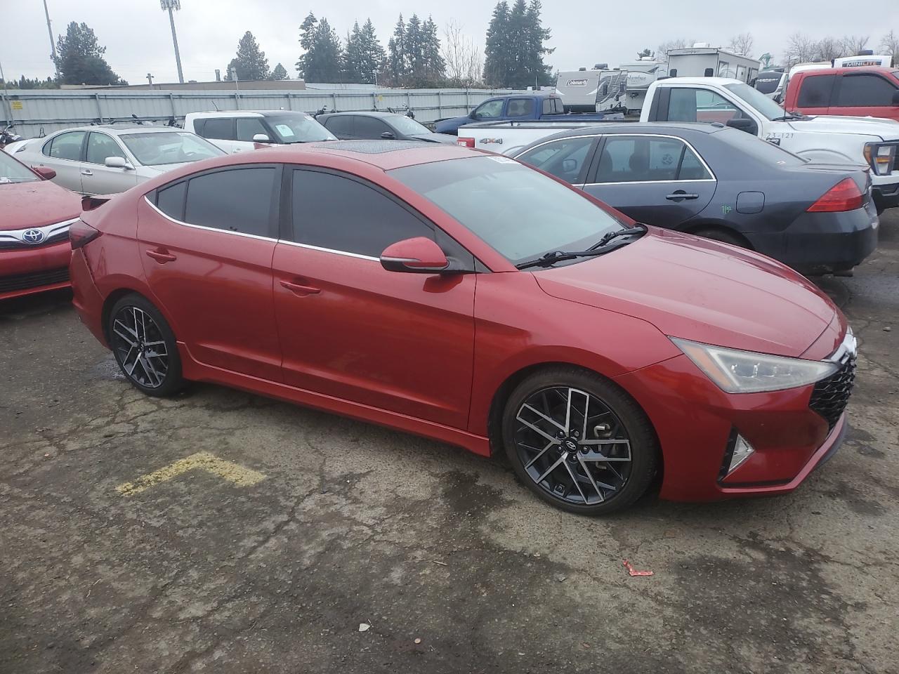2019 Hyundai Elantra - Image 4