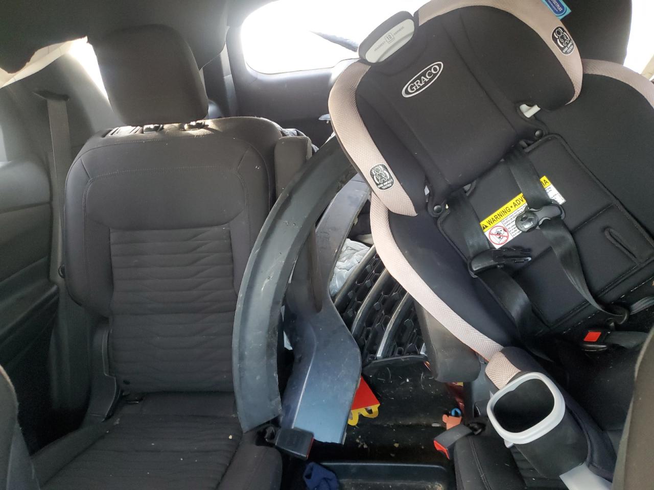 2020 Ford Explorer - Image 10
