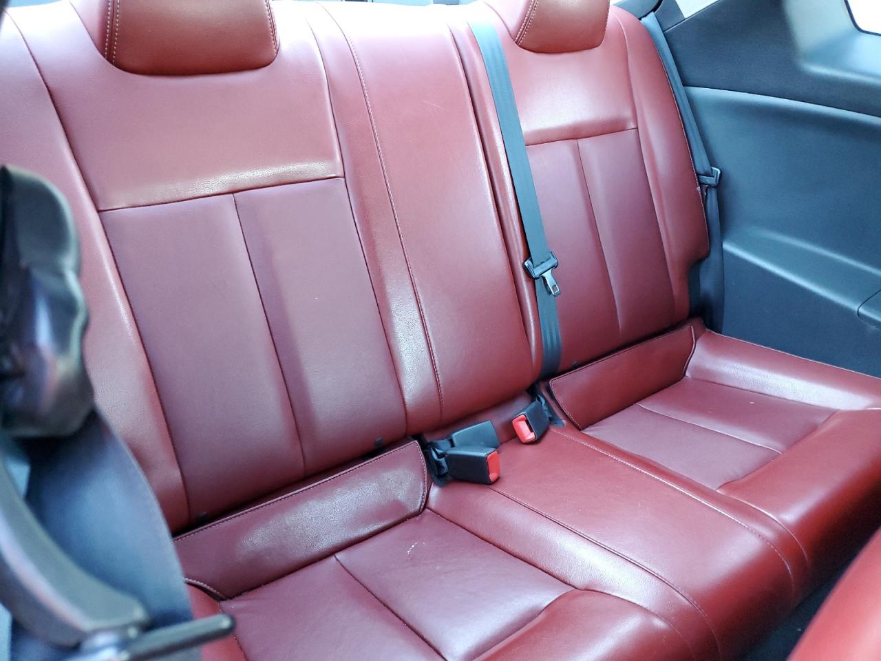 2011 Nissan Altima - Image 10