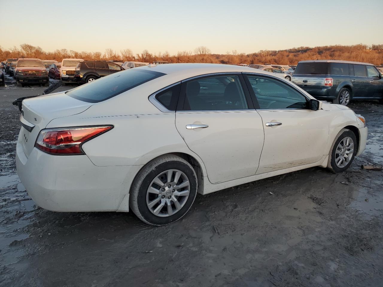 2015 Nissan Altima - Image 3