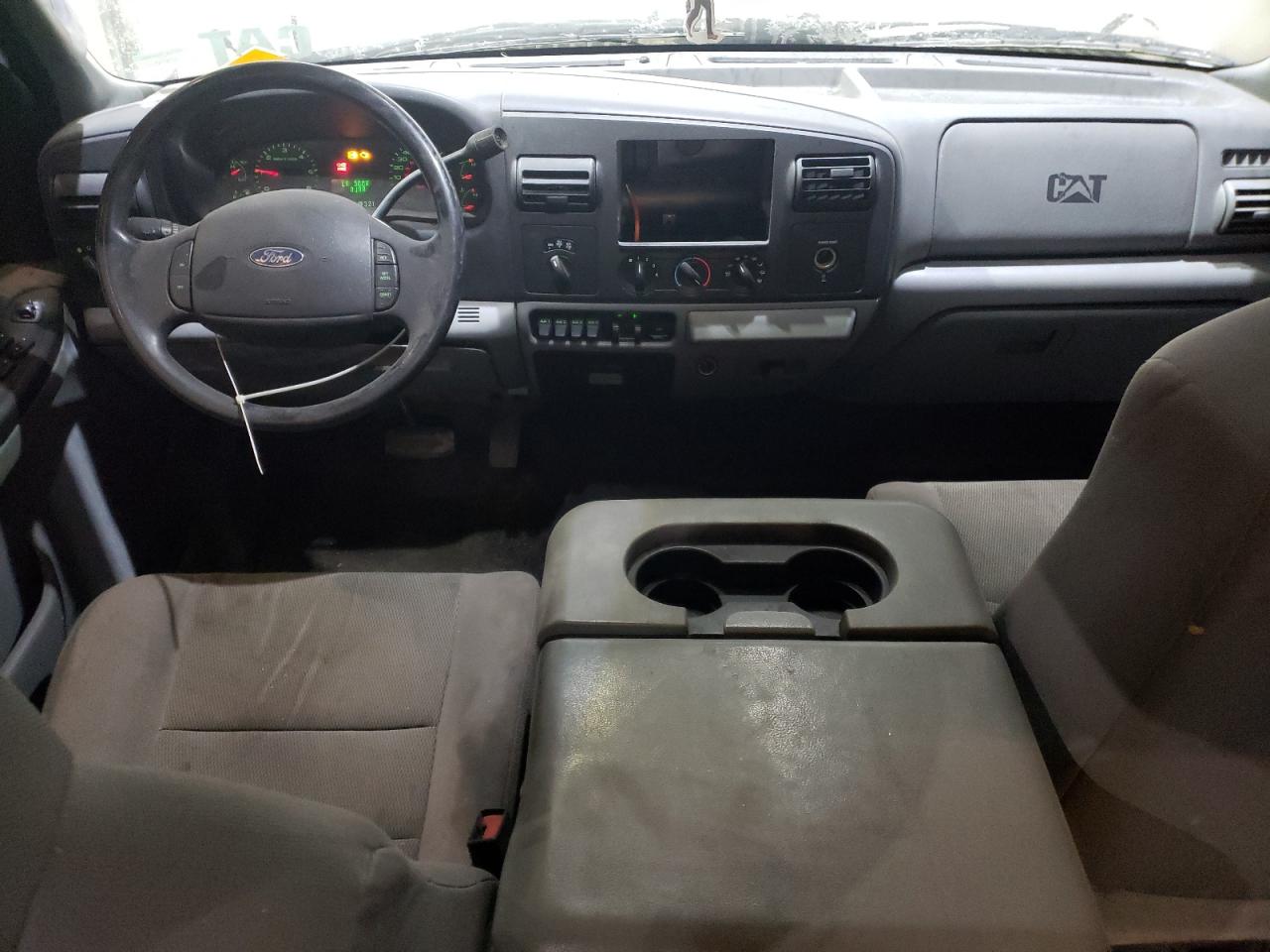 2005 Ford F250 - Image 8