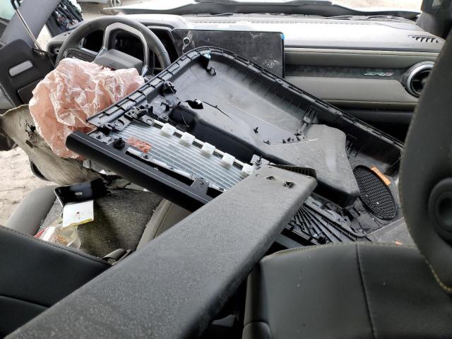  CHEVROLET COLORADO 2024 Серый