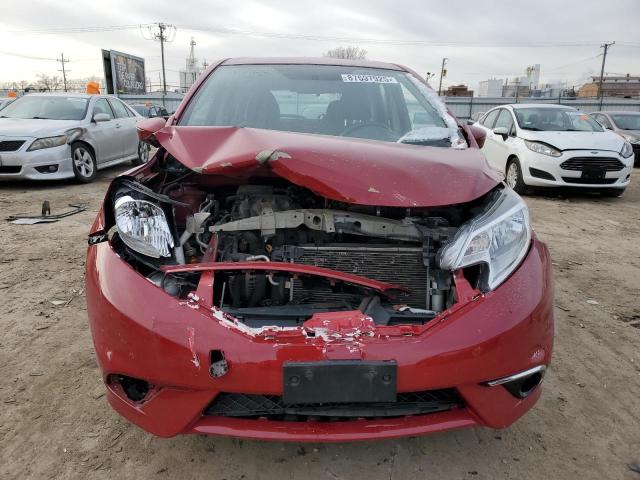  NISSAN VERSA 2015 Красный
