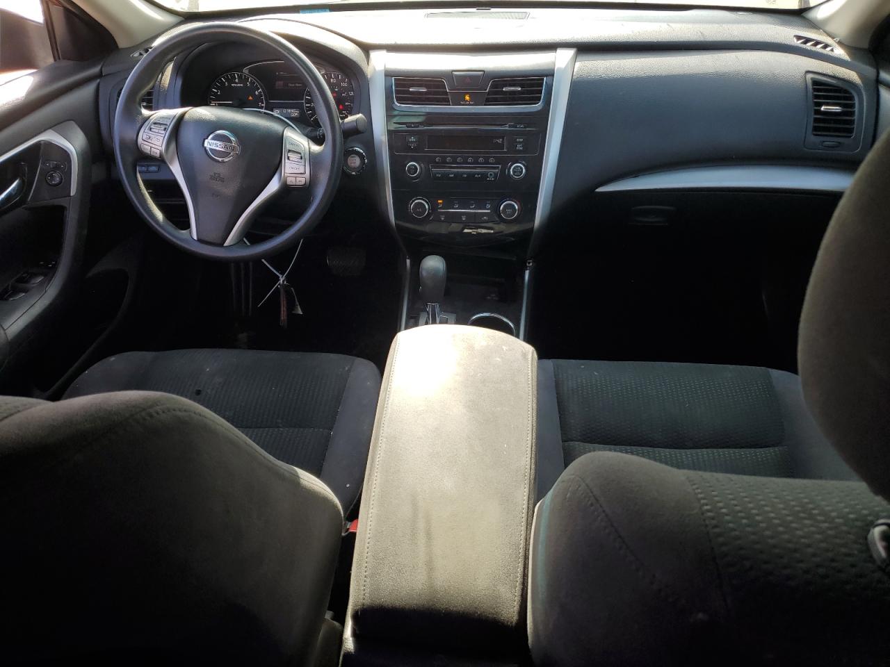 2014 Nissan Altima - Image 8