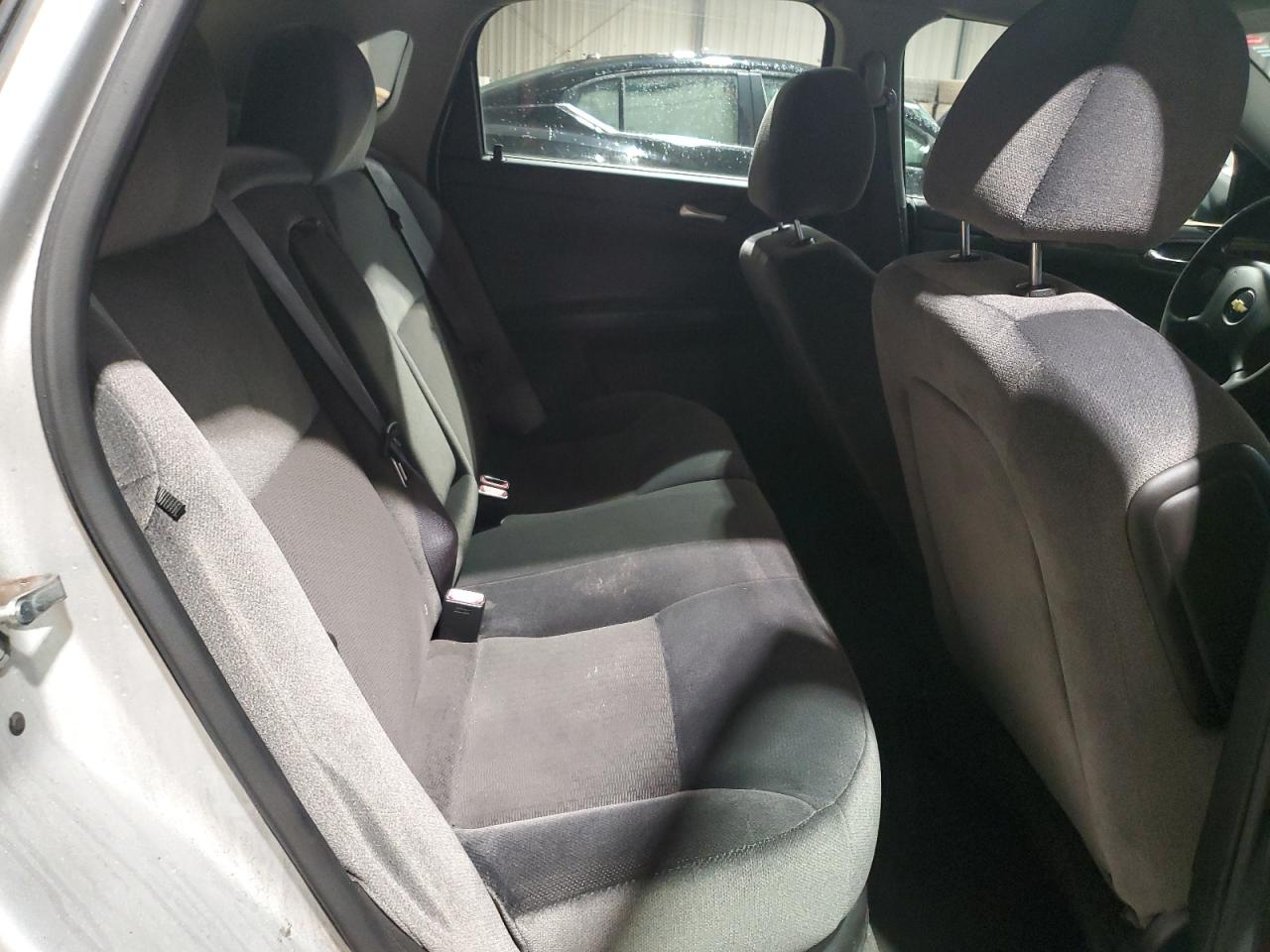 2015 Chevrolet Impala - Image 10