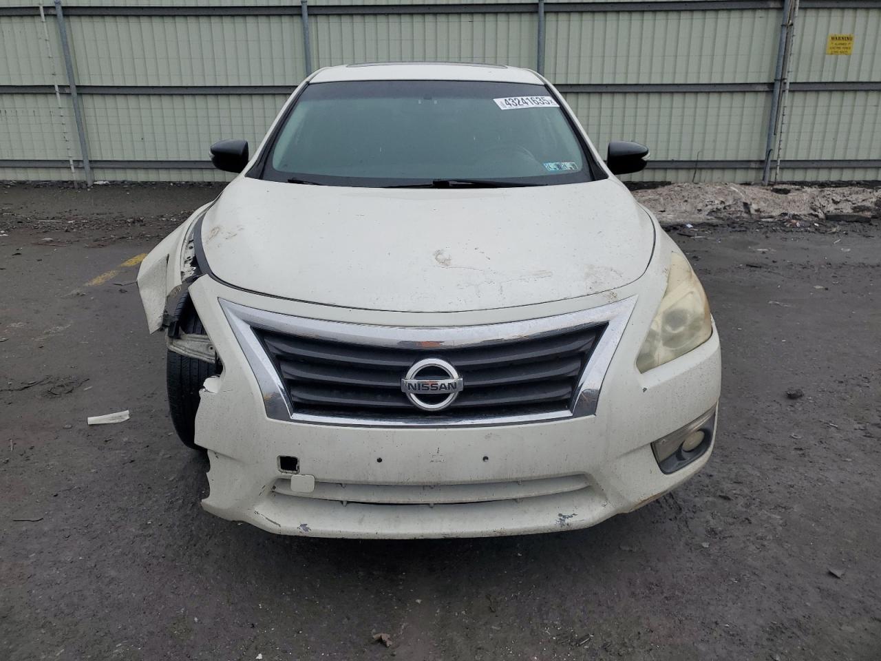 2014 Nissan Altima - Image 5