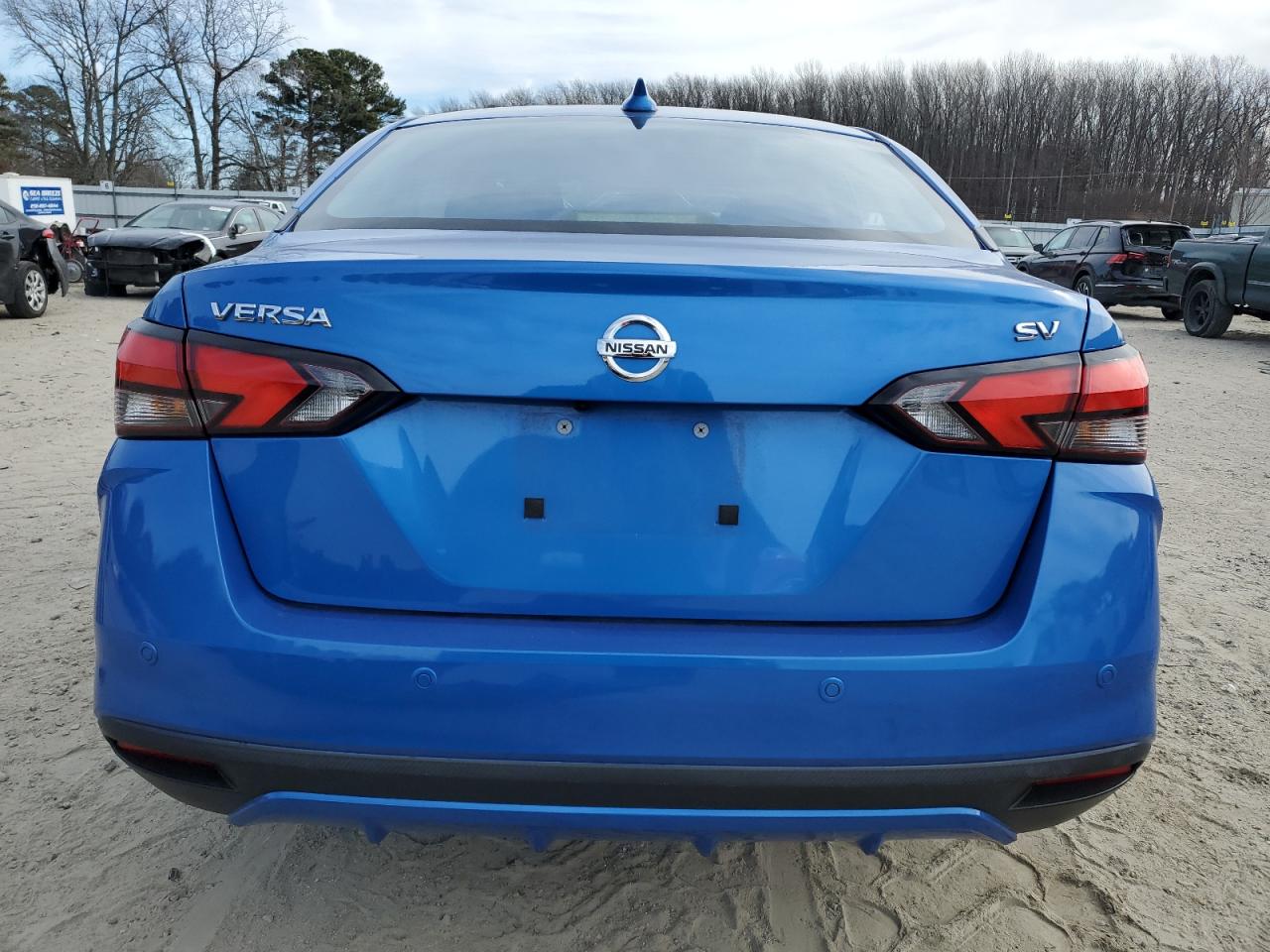 2021 Nissan Versa - Image 6