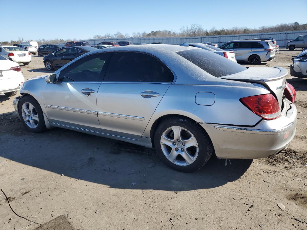 2005 Acura RL - Image 2