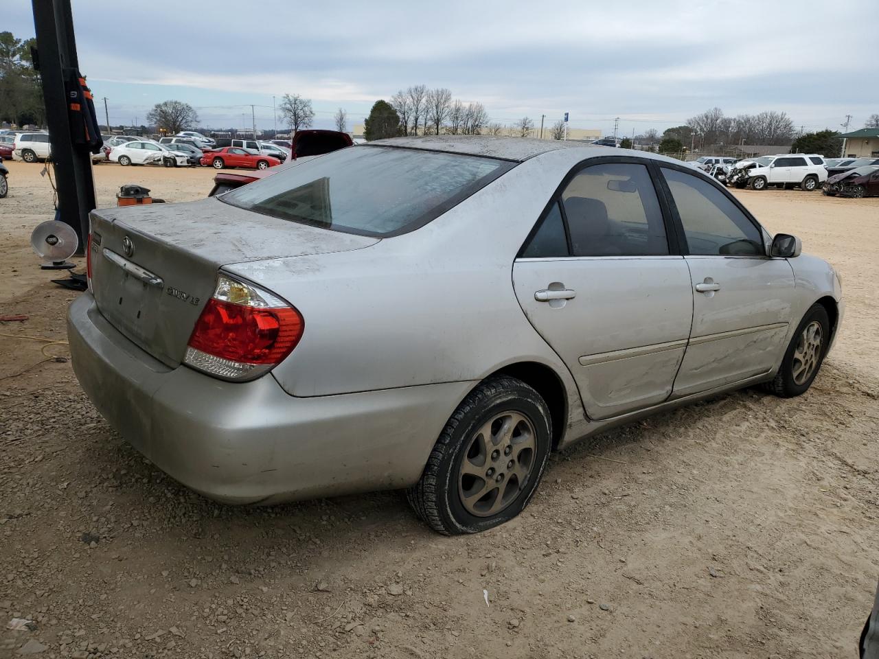 2005 Toyota Camry - Image 3