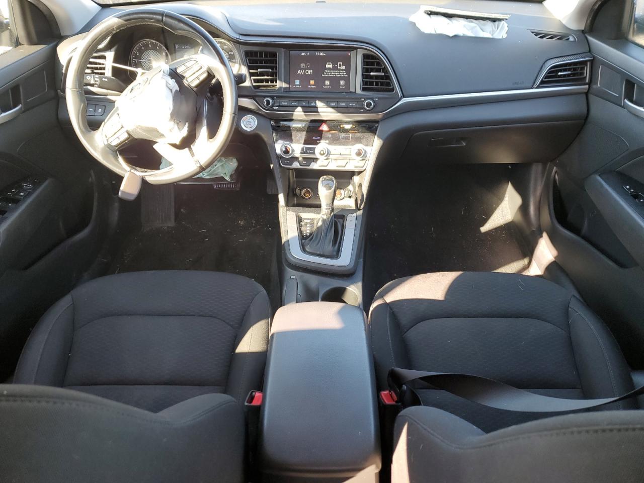 2020 Hyundai Elantra - Image 8