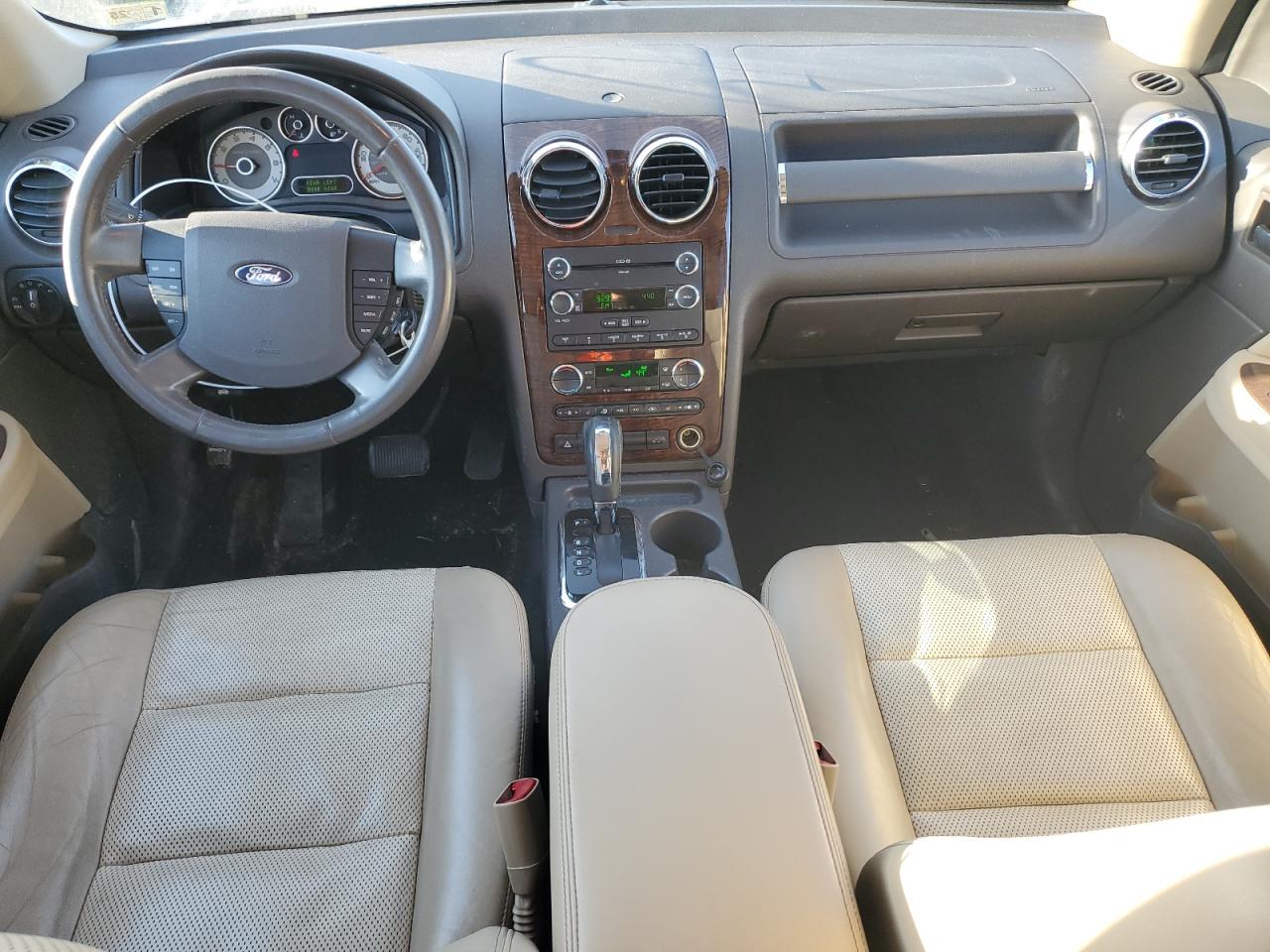2008 Ford Taurus - Image 8