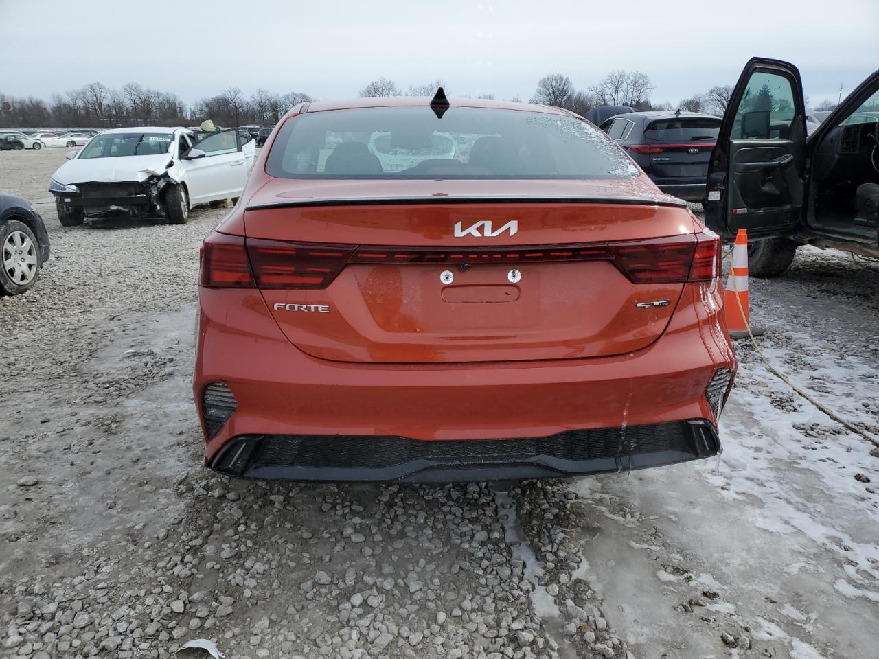 2023 Kia Forte - Image 6
