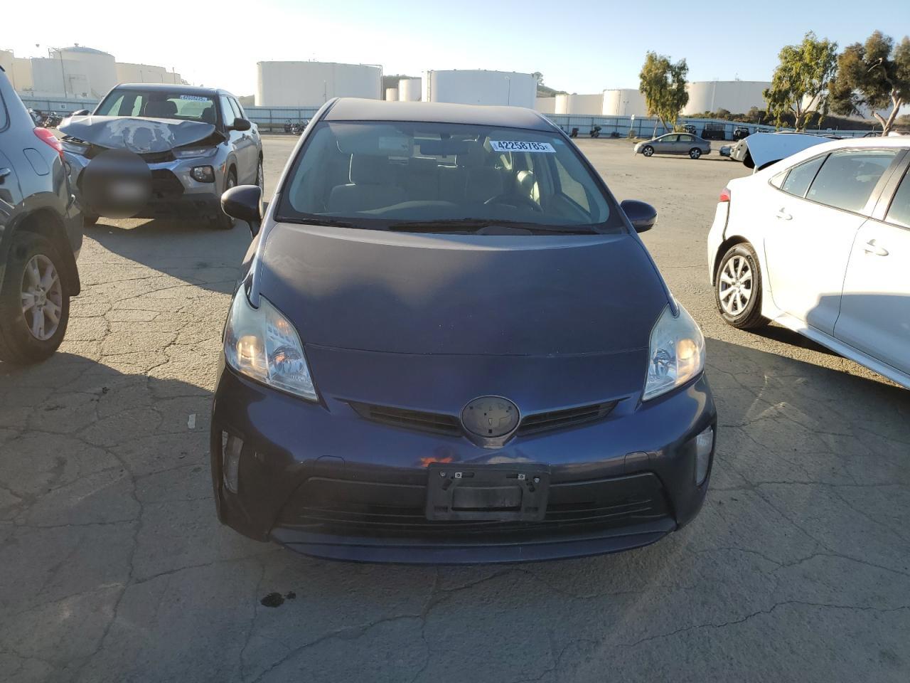 2015 Toyota Prius - Image 5