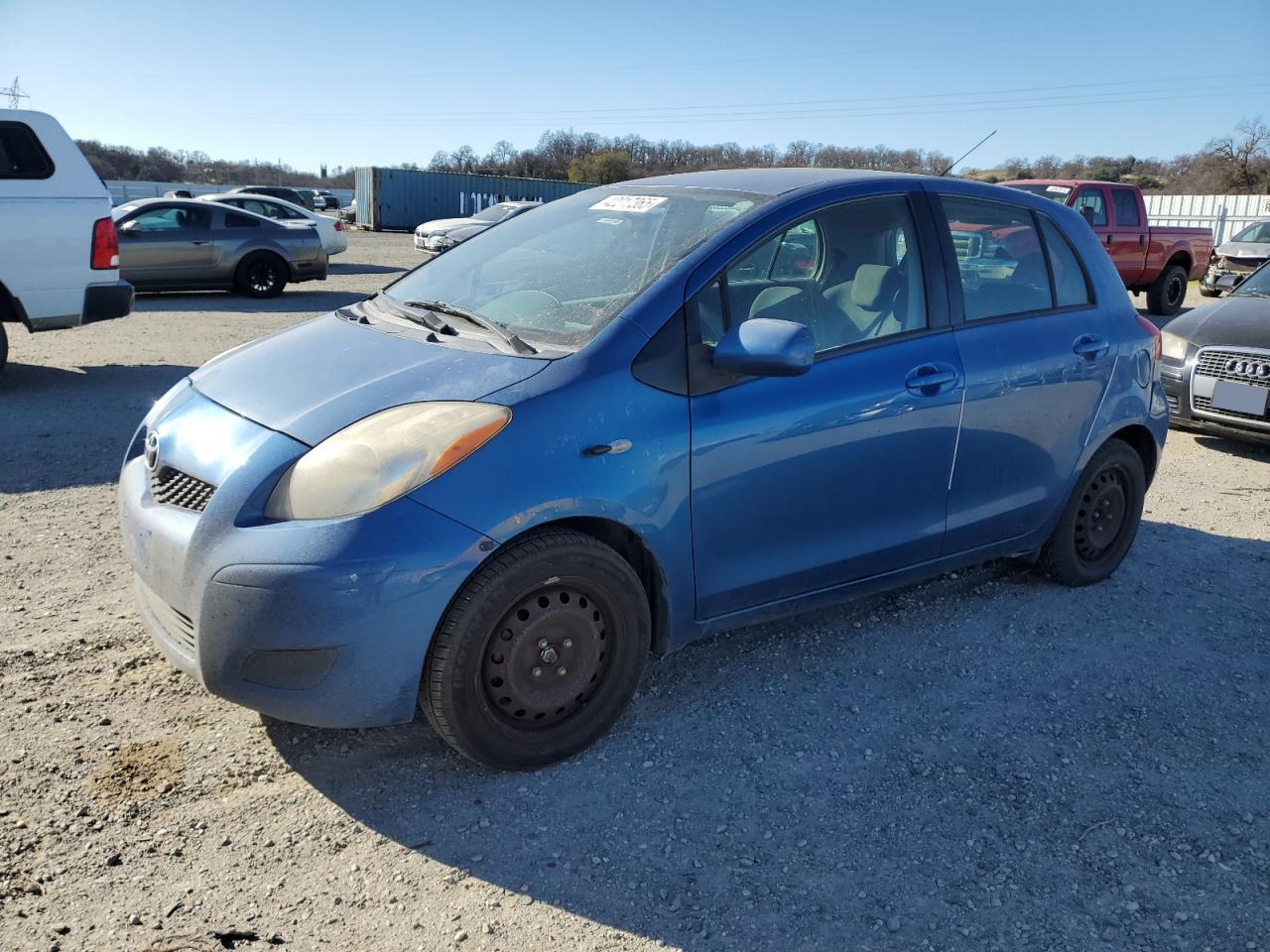 2009 Toyota Yaris - Image 2