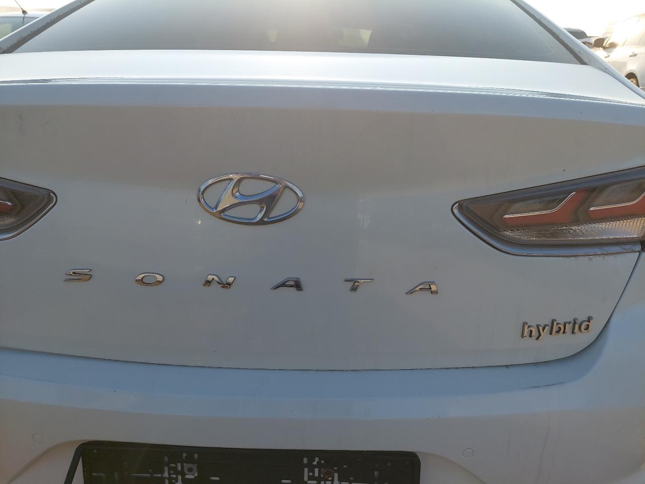 KMHE2413XJA081967 - 2018 HYUNDAI SONATA - #88829685