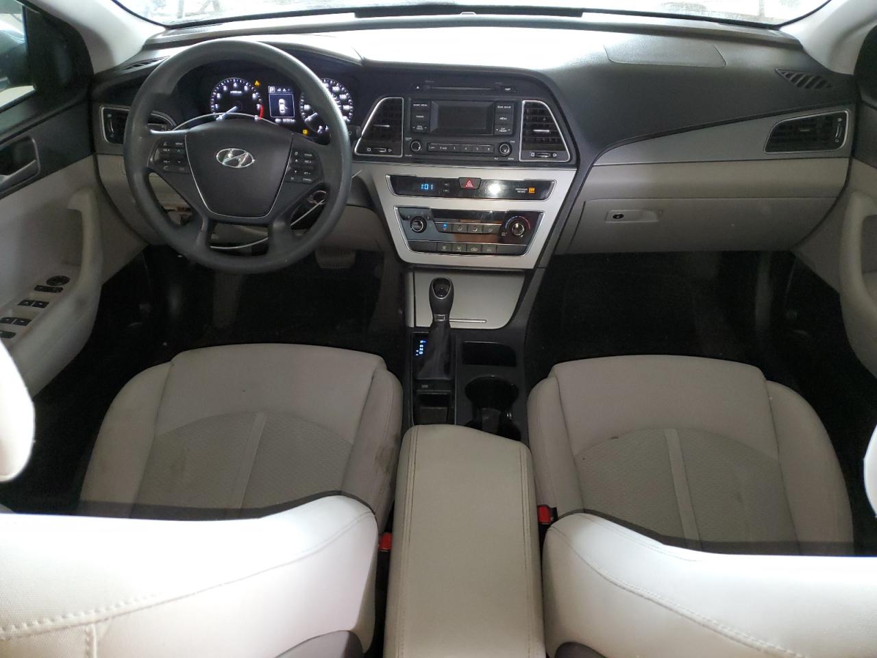 2015 Hyundai Sonata - Image 8