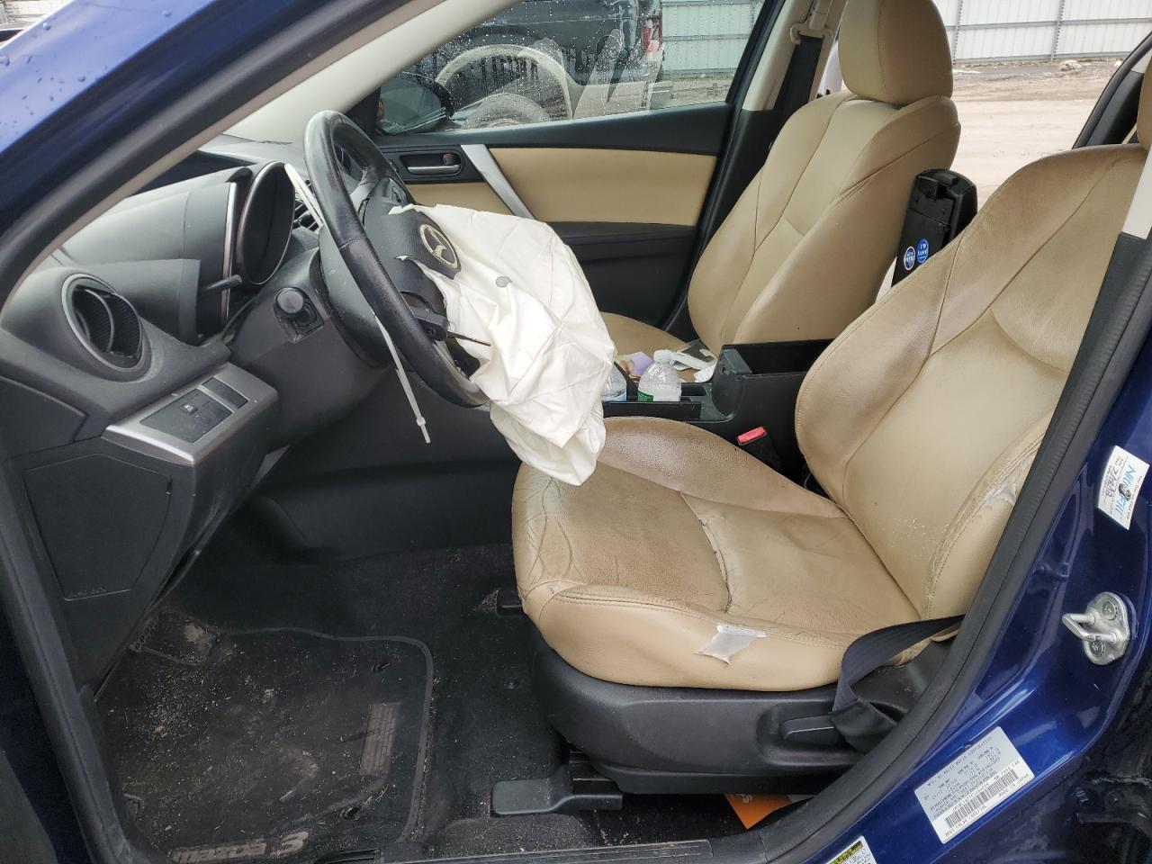 2012 Mazda 3 - Image 7