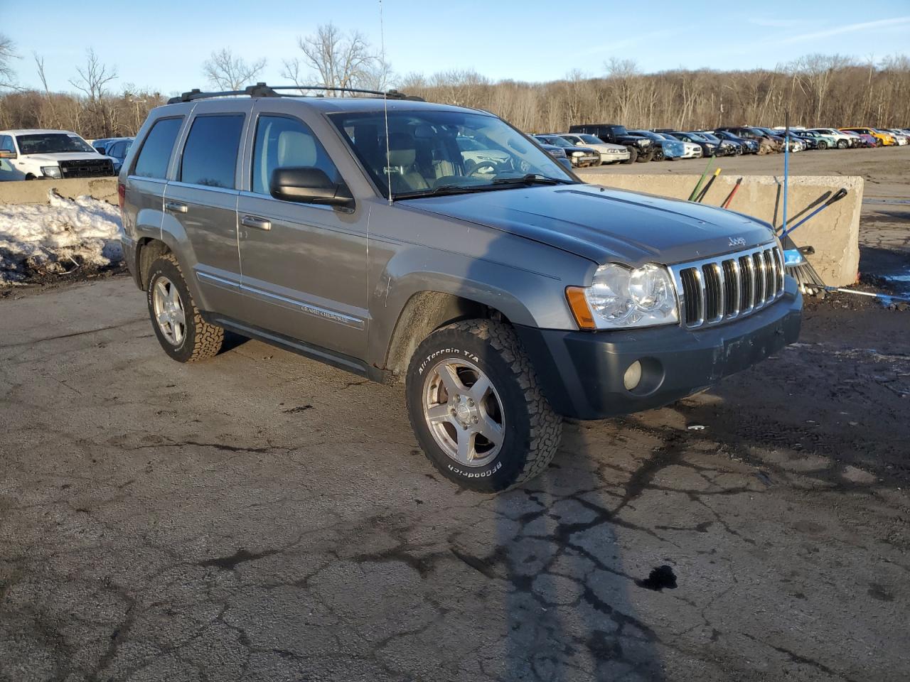 2006 Jeep Grand Cherokee - Image 4