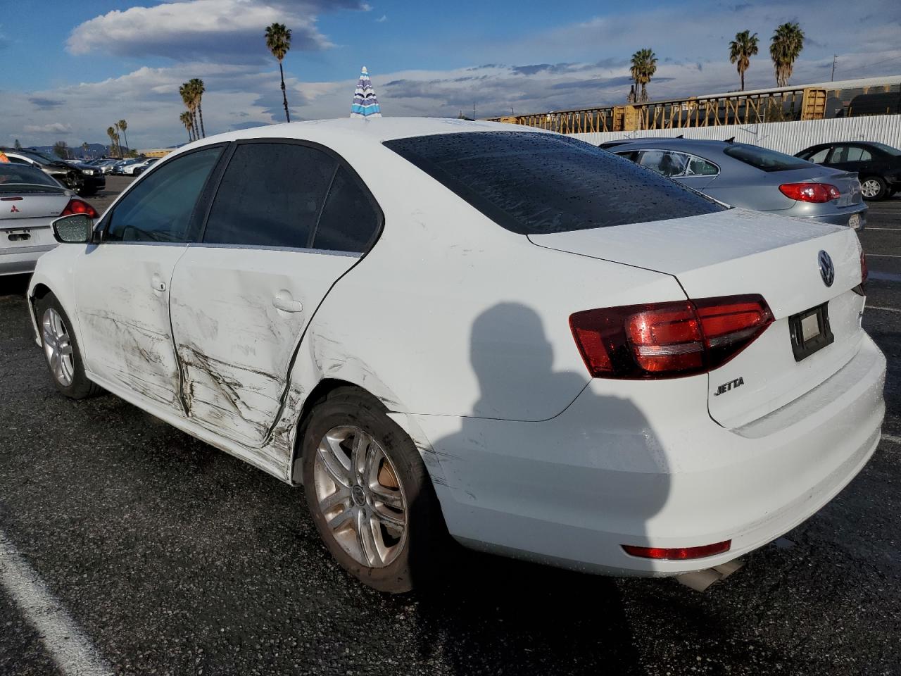 2017 Volkswagen Jetta - Image 2