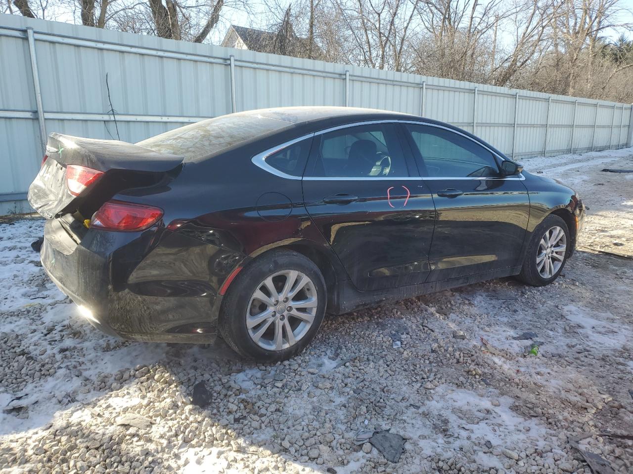 2015 Chrysler 200 - Image 3
