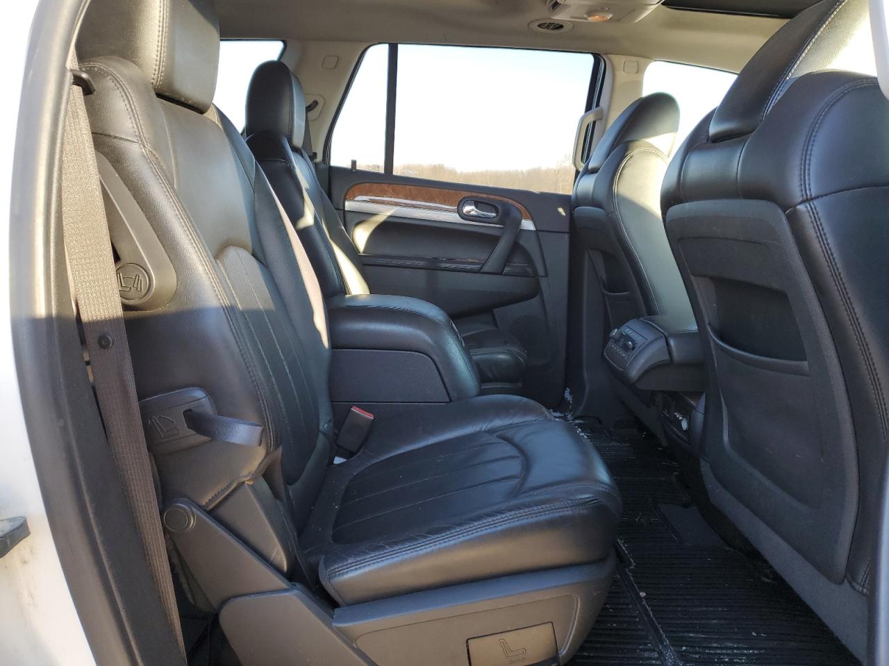2011 Buick Enclave - Image 11