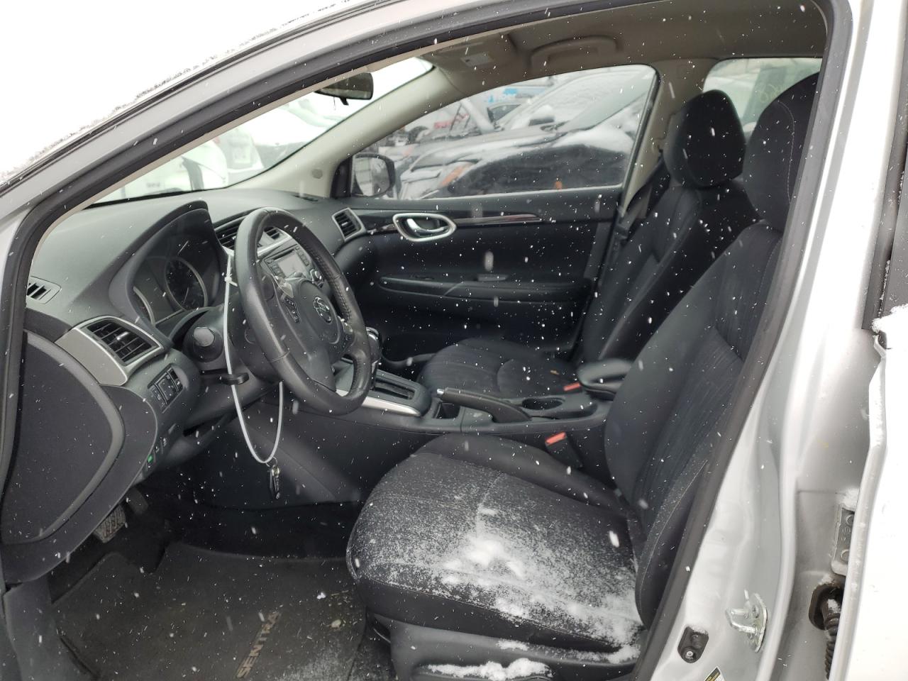 2016 Nissan Sentra - Image 7