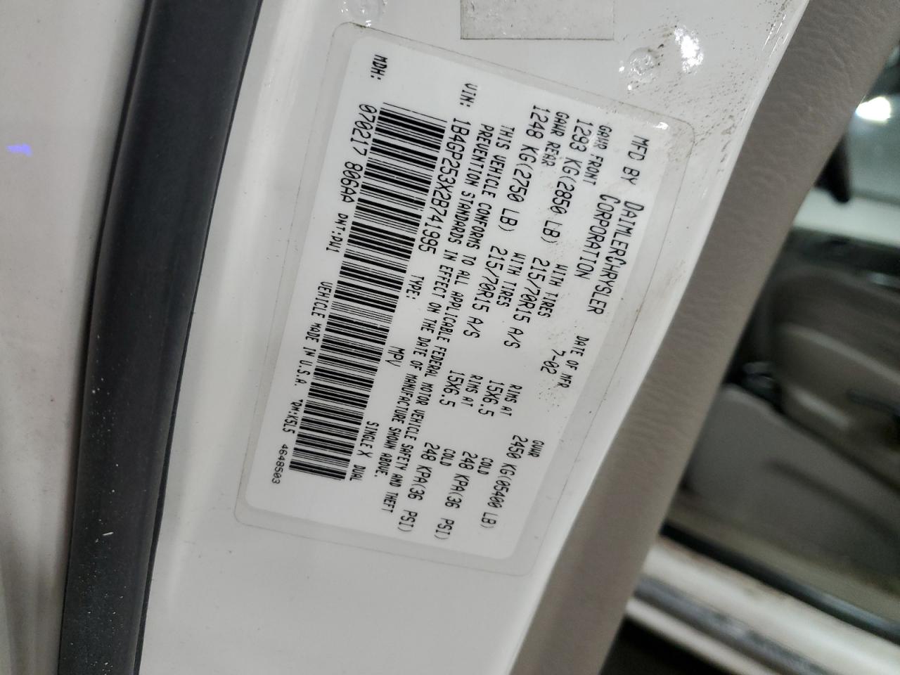 2002 Dodge Caravan - Image 13