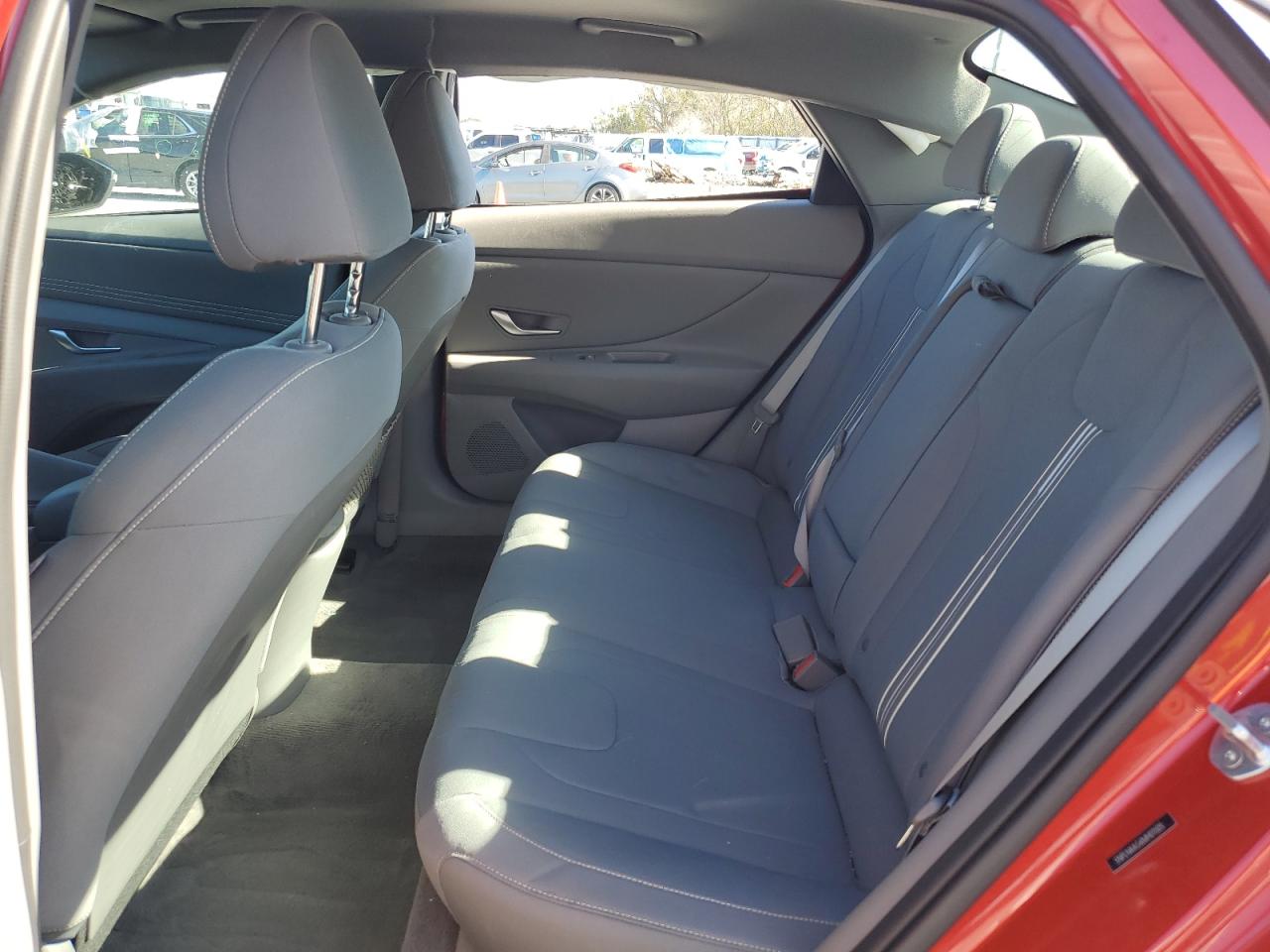 2021 Hyundai Elantra - Image 10