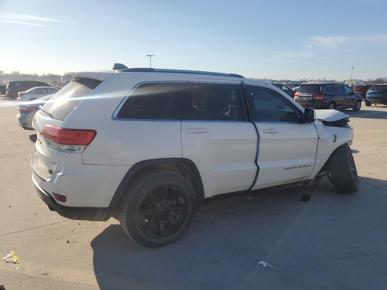 2015 Jeep Grand Cherokee - Image 3