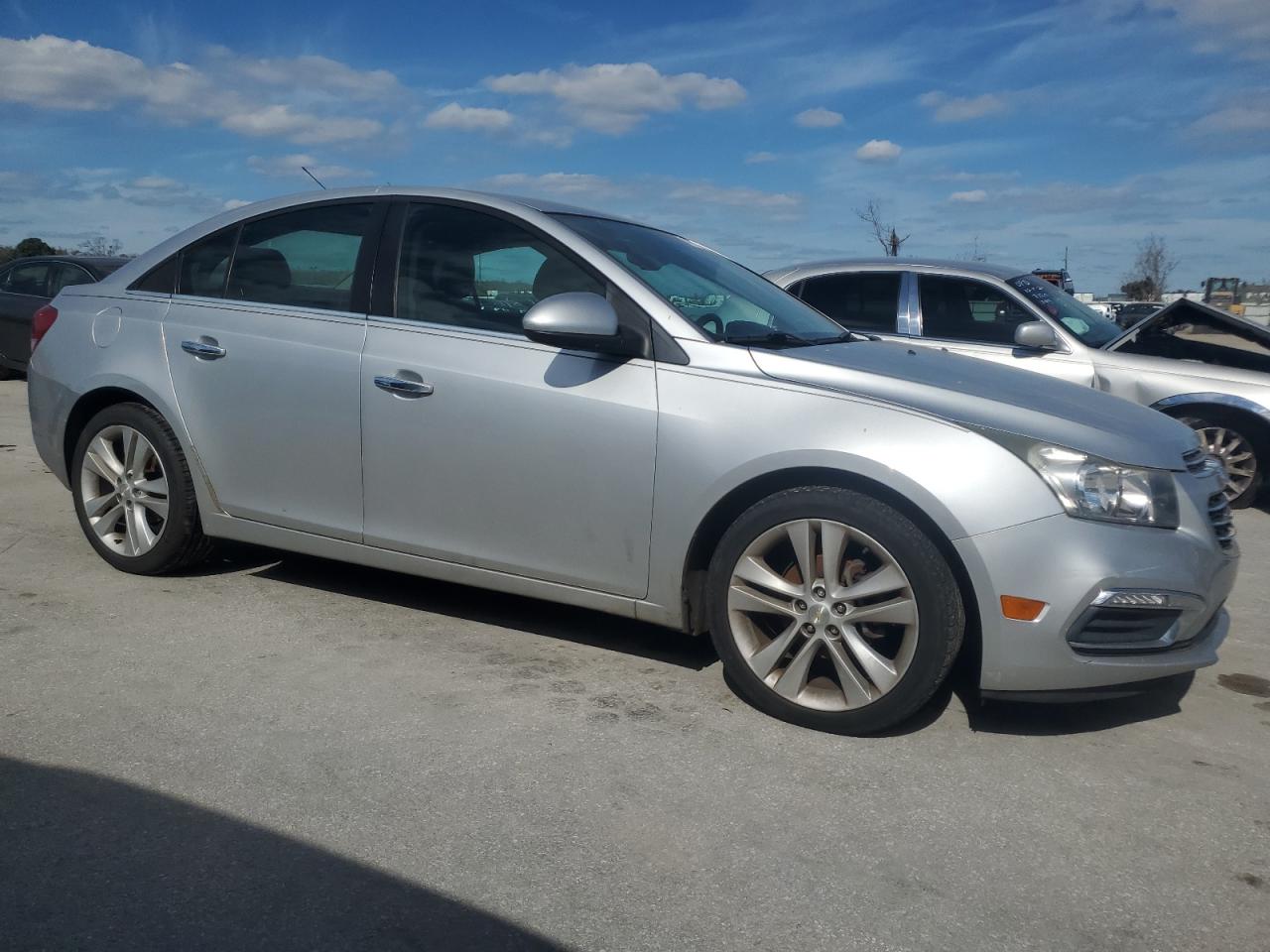 2016 Chevrolet Cruze - Image 4