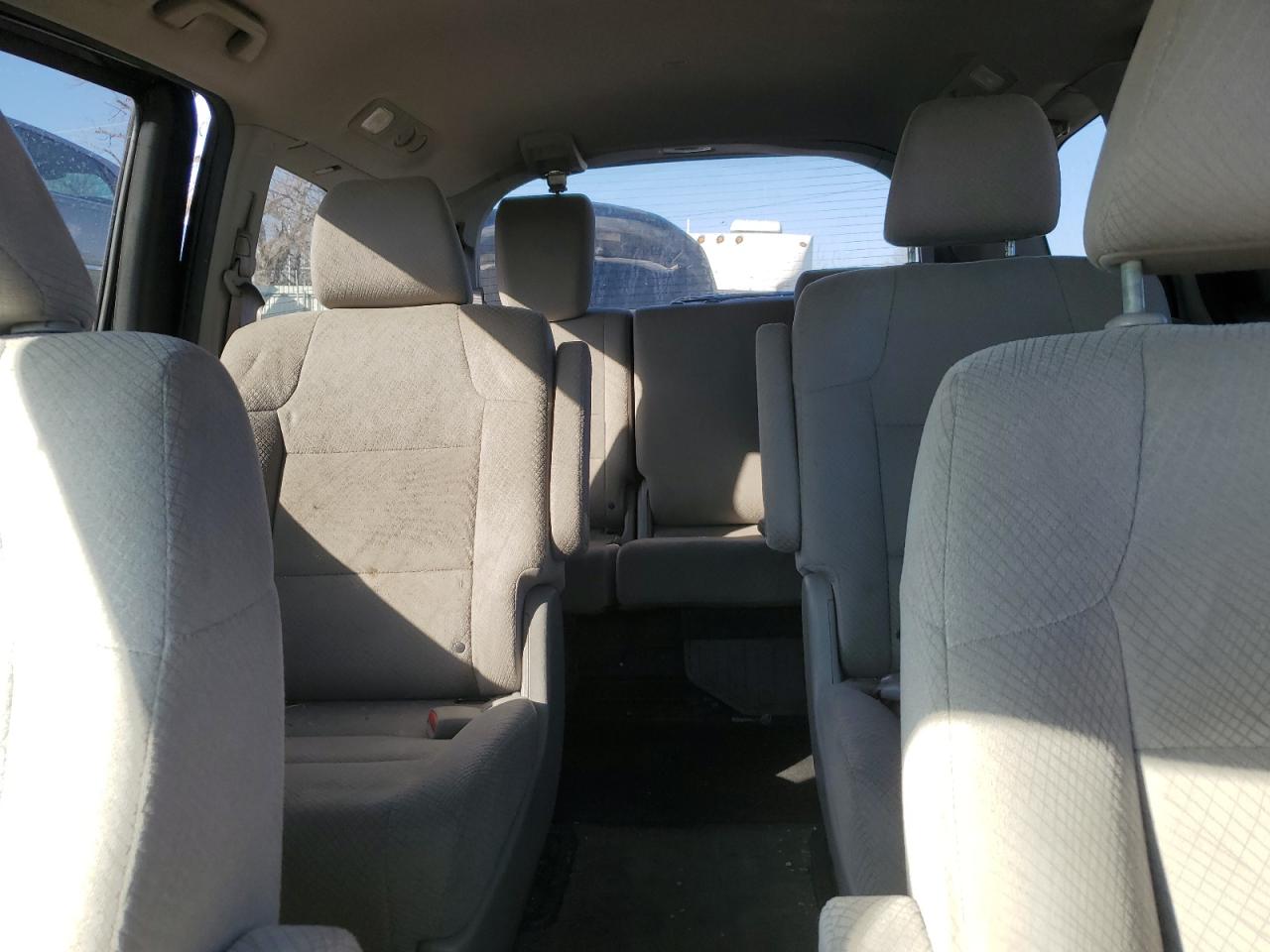 2015 Honda Odyssey - Image 10