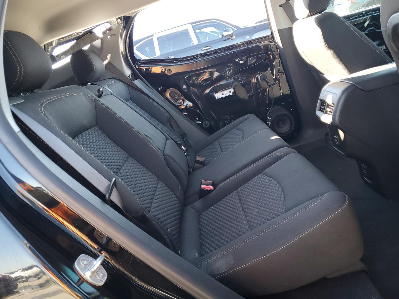 2021 GMC Terrain - Image 11