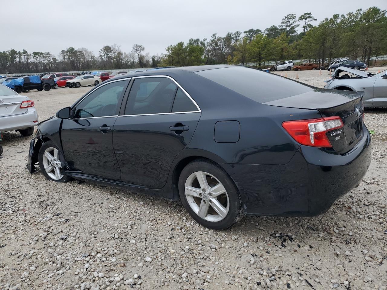 2014 Toyota Camry - Image 2